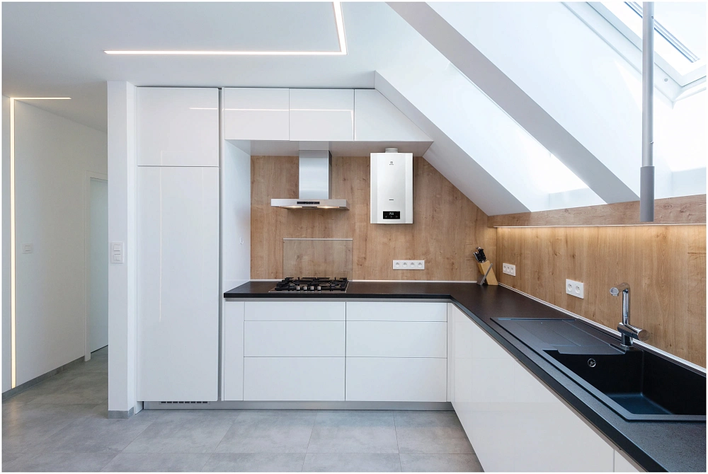 картинка Колонка Electroiux GWH 11 Prolnverter 