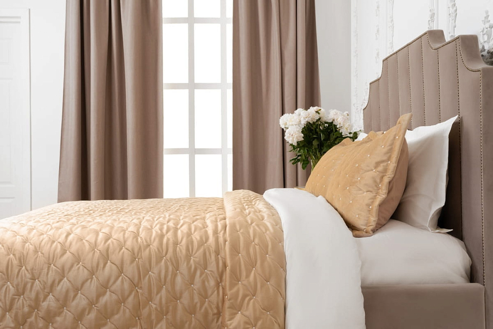 картинка Покрывало Arya Бархат 250*260 - 2(50*70+5) Ansel золотистый 