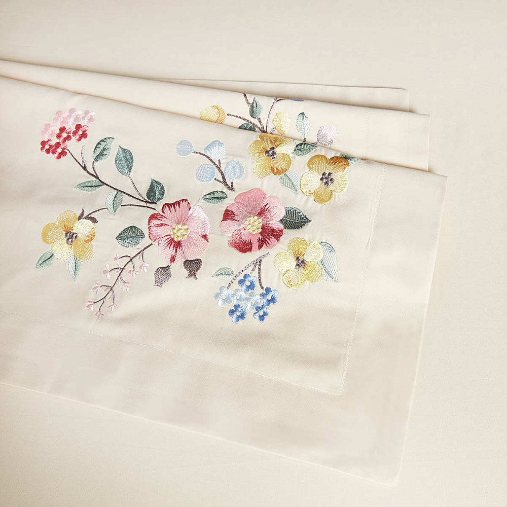 картинка Постельное белье Arya Deluxia сатин с вышивкой 2 Сп. 200*220 Hivda 