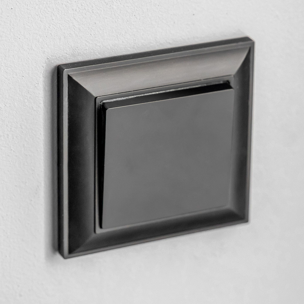 картинка Выключатель одноклавишный черный матовый WL 08-SW-1G W1110008 Werkel 029851 